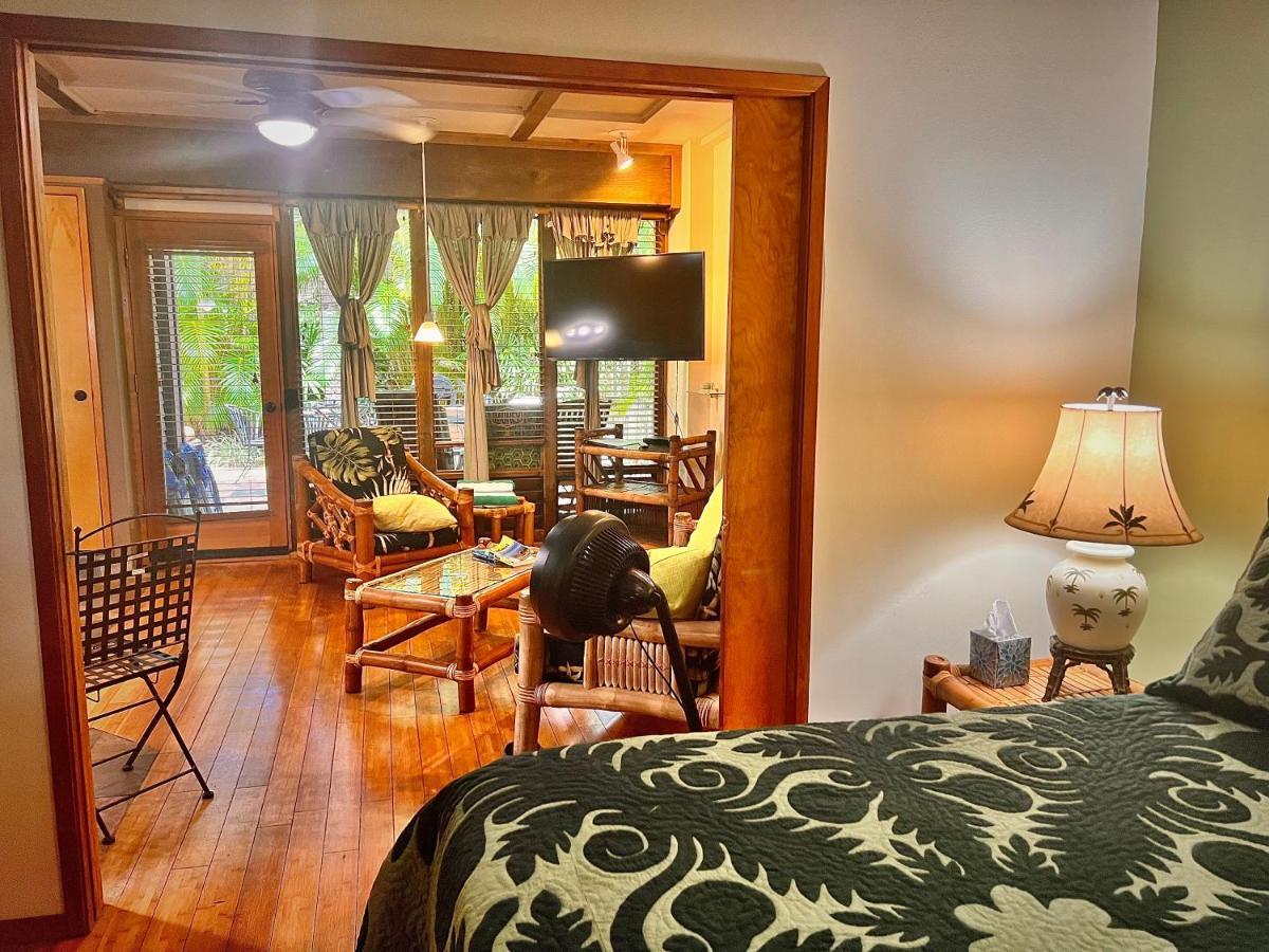 Maui What A Wonderful World Bed & Breakfast ไวเลอา ภายนอก รูปภาพ