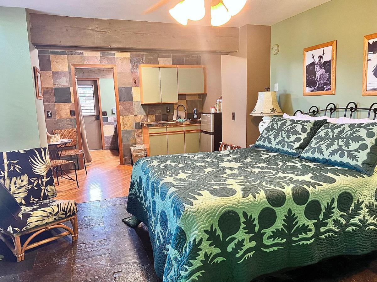 Maui What A Wonderful World Bed & Breakfast ไวเลอา ภายนอก รูปภาพ