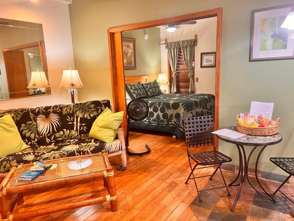 Maui What A Wonderful World Bed & Breakfast ไวเลอา ภายนอก รูปภาพ