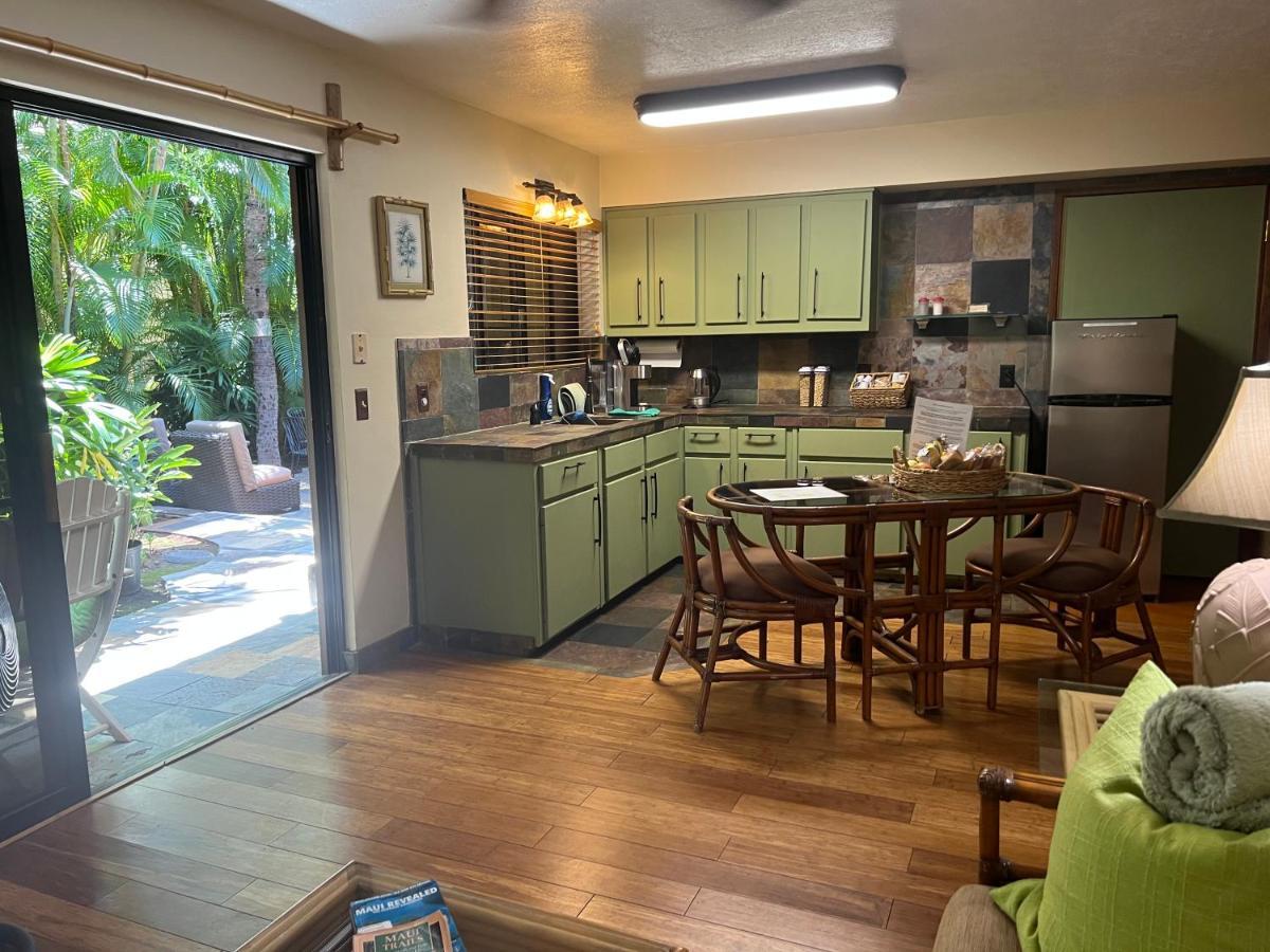 Maui What A Wonderful World Bed & Breakfast ไวเลอา ภายนอก รูปภาพ